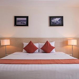 Nhi Phi Hotel